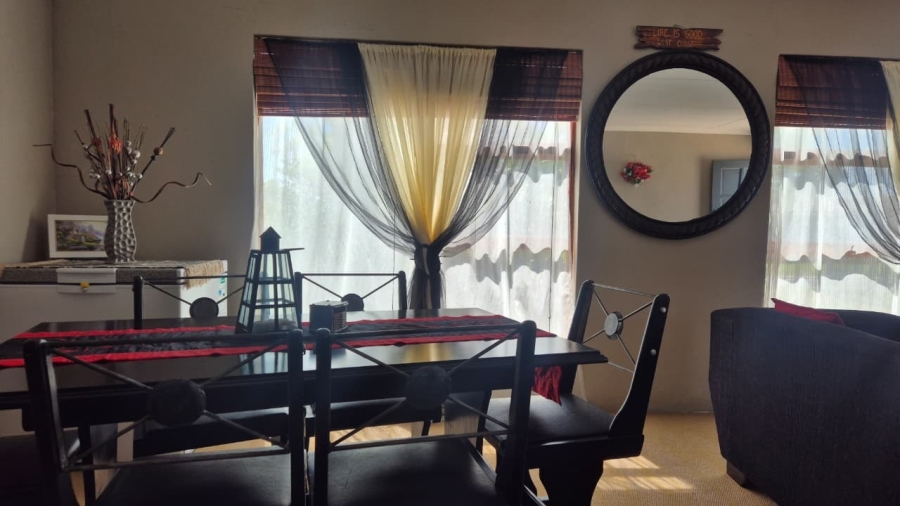 3 Bedroom Property for Sale in Country Club Western Cape